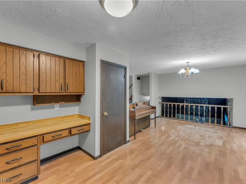 27371 Bagley Road, Olmsted Township, OH 44138 Photo 12