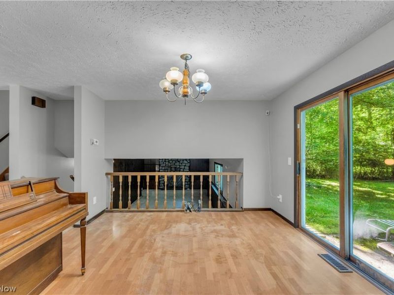 27371 Bagley Road, Olmsted Township, OH 44138 Photo 13