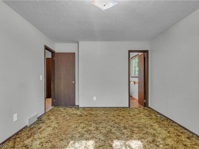 27371 Bagley Road, Olmsted Township, OH 44138 Photo 21