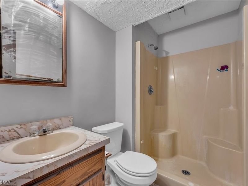 27371 Bagley Road, Olmsted Township, OH 44138 Photo 27