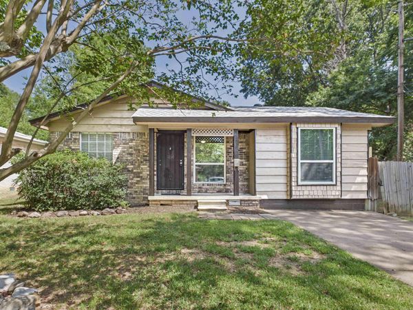 7800 W 32nd Street, Little Rock, AR 72204