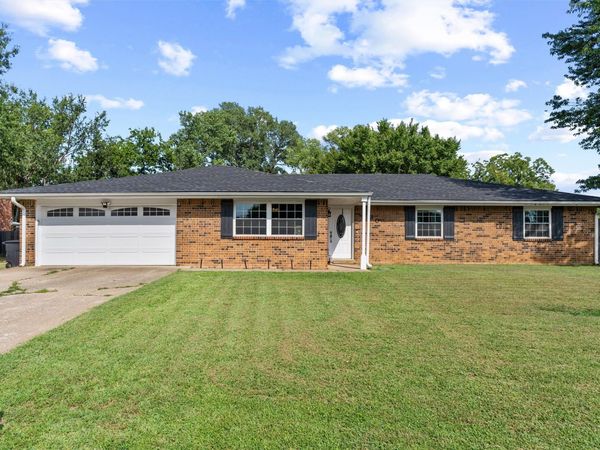 430 Steadway Avenue , Dewey, OK 74029