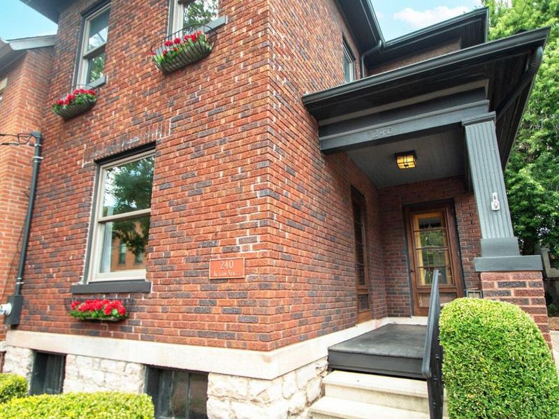 240 Jackson Street, Columbus, OH 43206 Photo 2