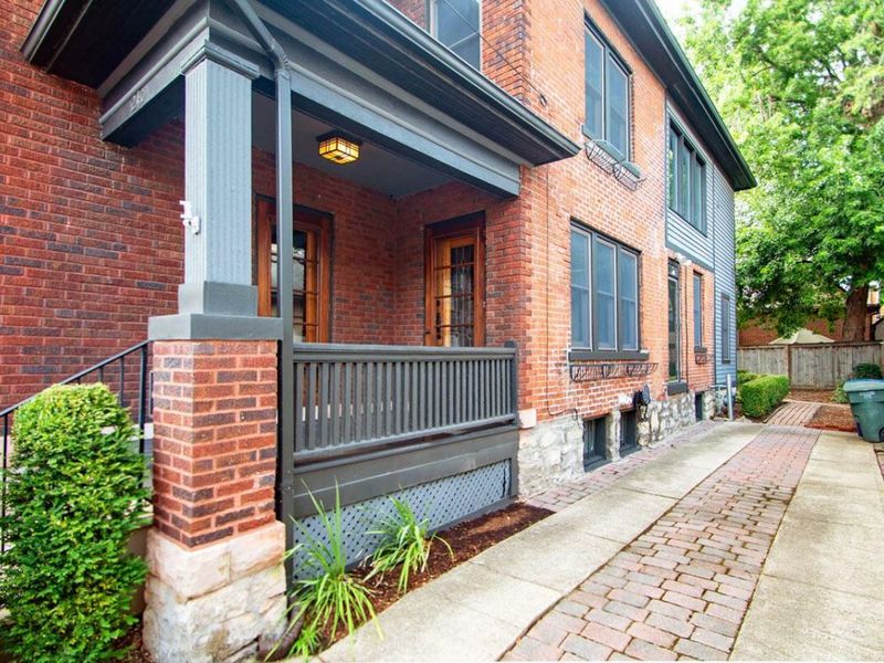 240 Jackson Street, Columbus, OH 43206 Photo 3