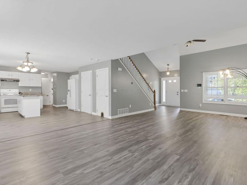 6962 Onyxbluff Lane, Blacklick, OH 43004 Photo 10