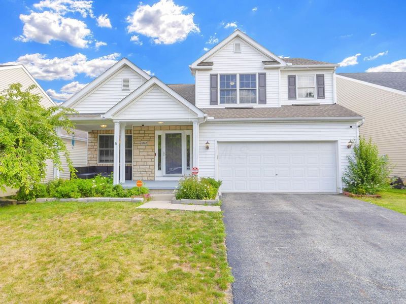 6962 Onyxbluff Lane, Blacklick, OH 43004 Photo 2