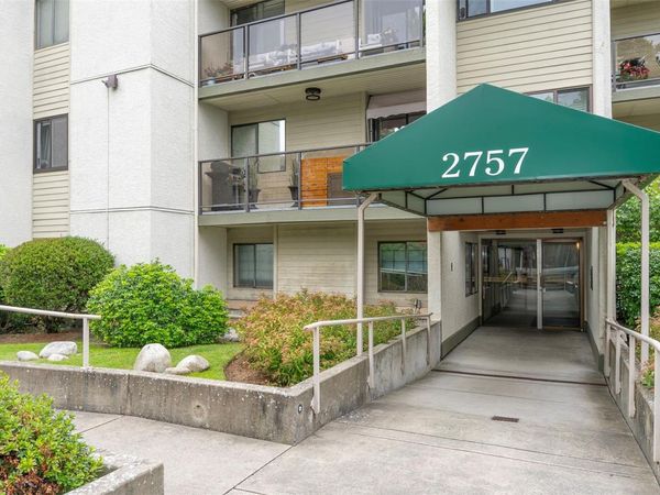 2757 Quadra St, Unit #104, Victoria, BC V8T 4E5