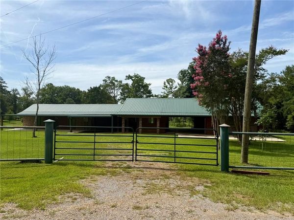 514 516 CLAUDES Road, Colfax, LA 71417