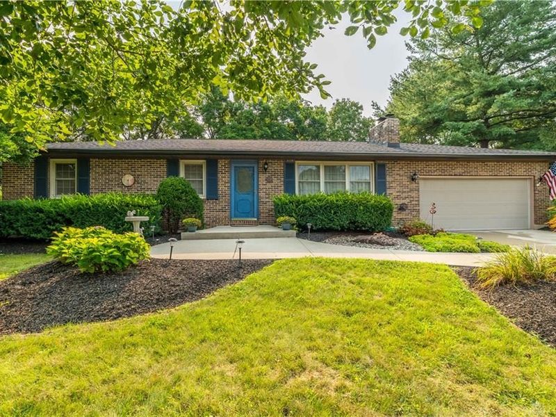 950 Suncrest Drive, Springfield, OH 45503 Photo 2