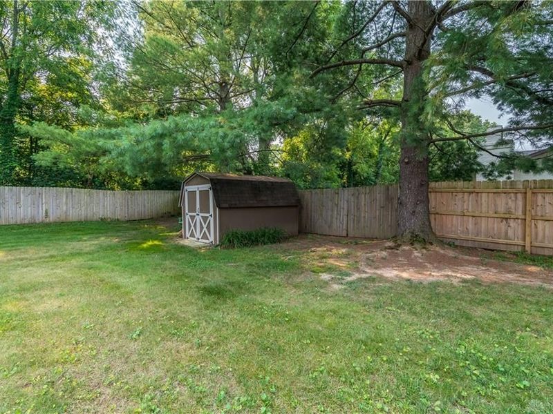 950 Suncrest Drive, Springfield, OH 45503 Photo 21