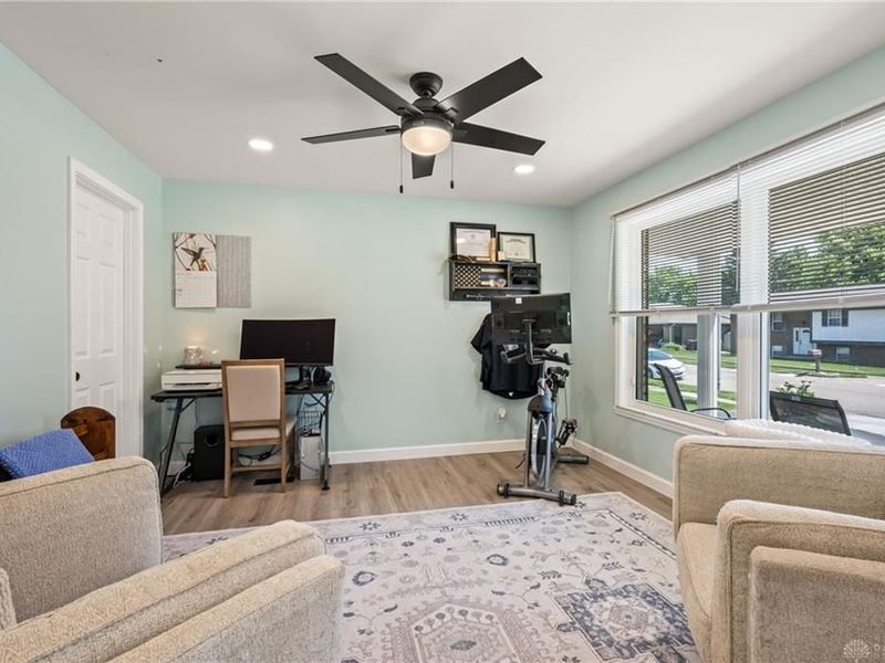 261 Trumpet Drive, West Carrollton, OH 45449 Photo 6
