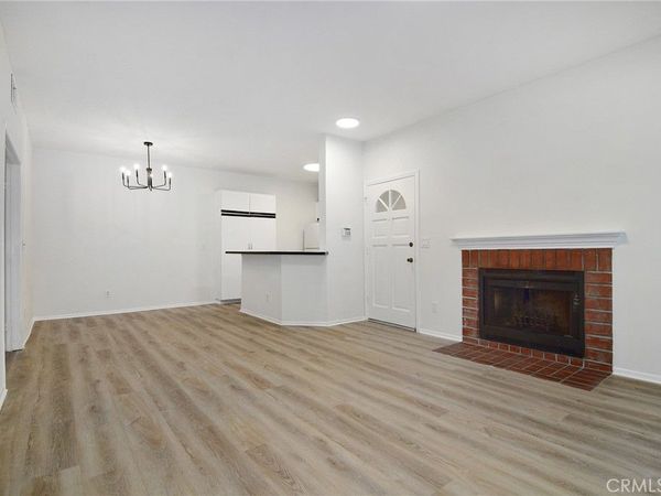 2474 Pleasant Way, Unit K, Thousand Oaks, CA 91362