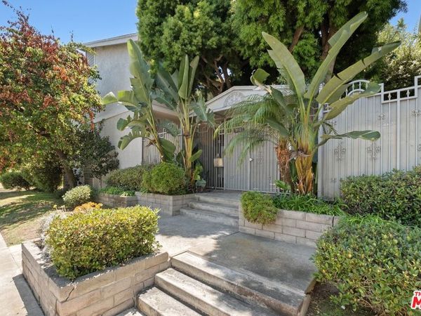 2112 Warfield Avenue, Unit 9, Redondo Beach, CA 90278
