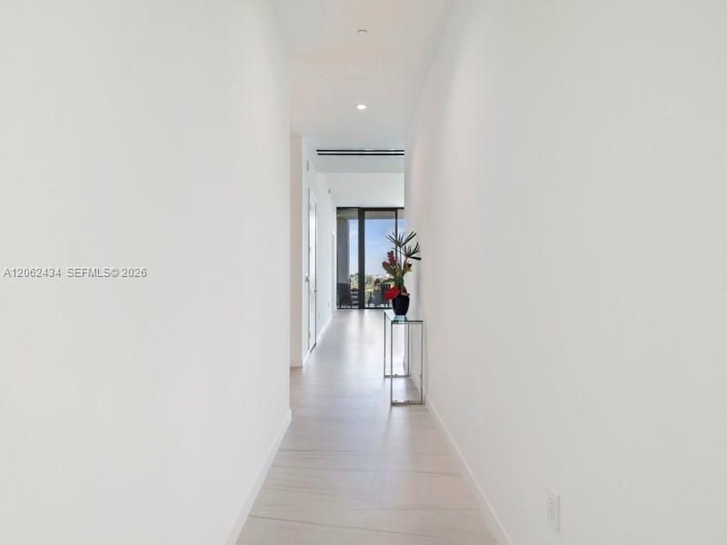 2811 S Bayshore Dr, Unit 5C, Coconut Grove, FL 33133 Photo