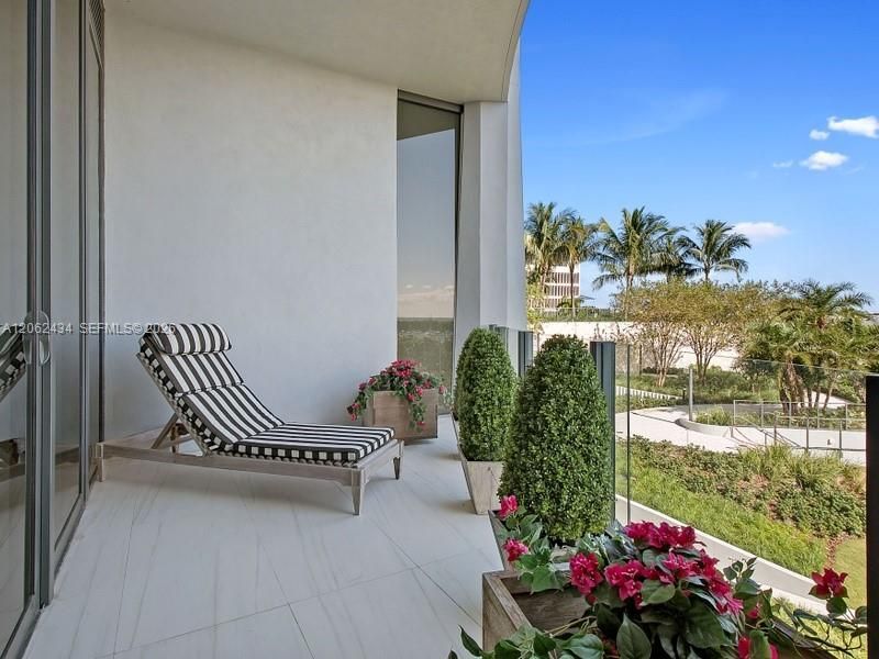 2811 S Bayshore Dr, Unit 5C, Coconut Grove, FL 33133 Photo
