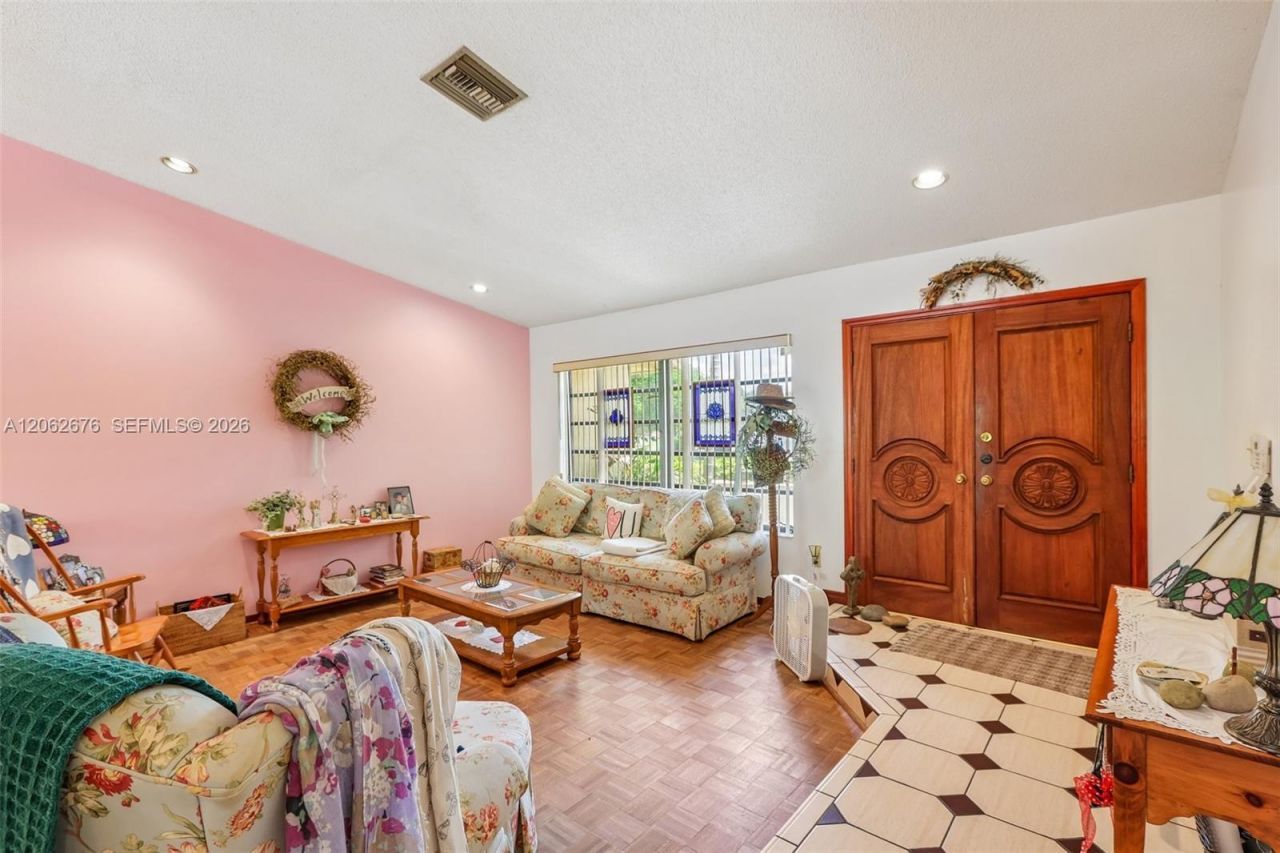 10501 SW 140th St, Miami, FL 33176 Photo