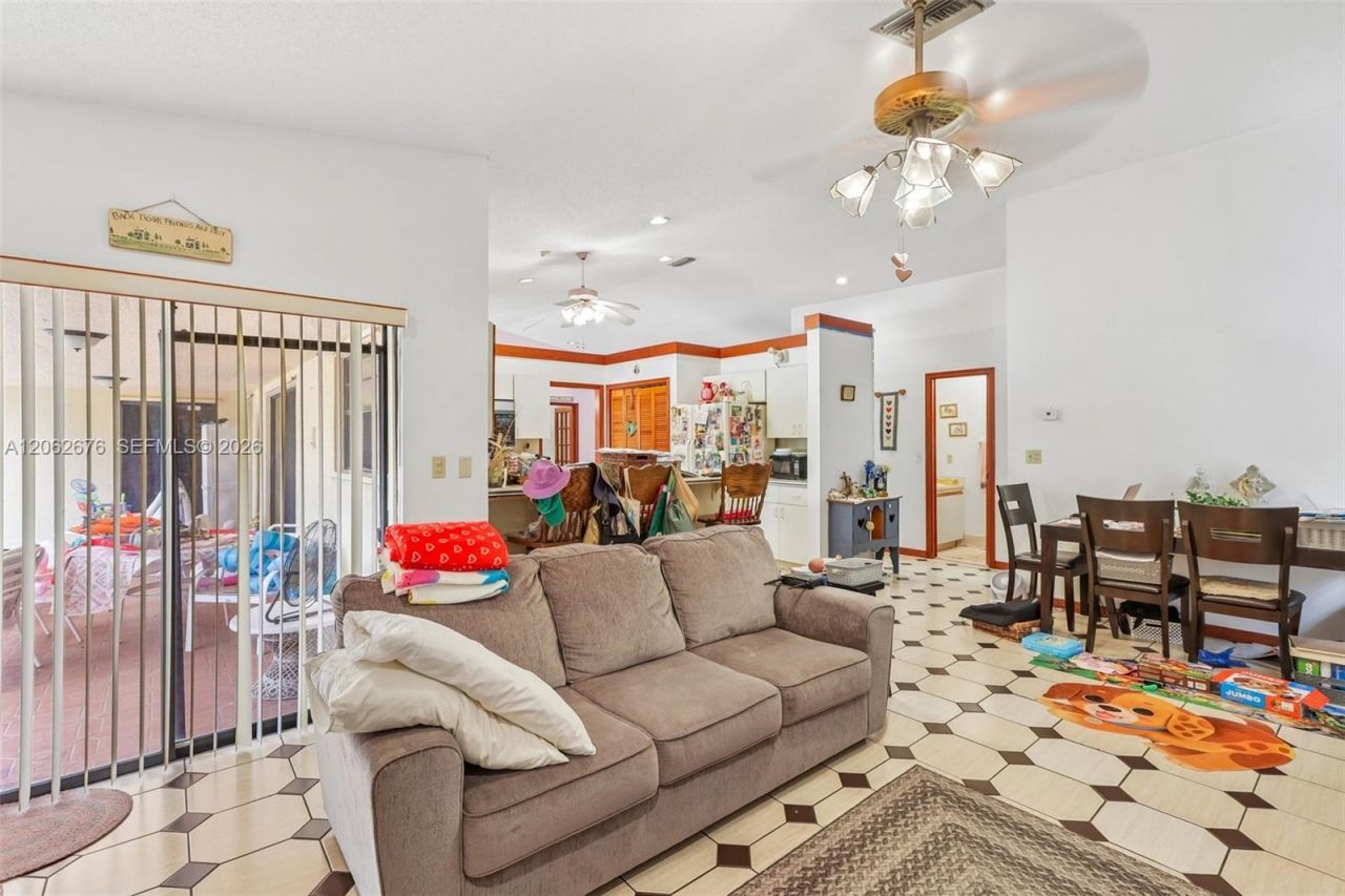 10501 SW 140th St, Miami, FL 33176 Photo
