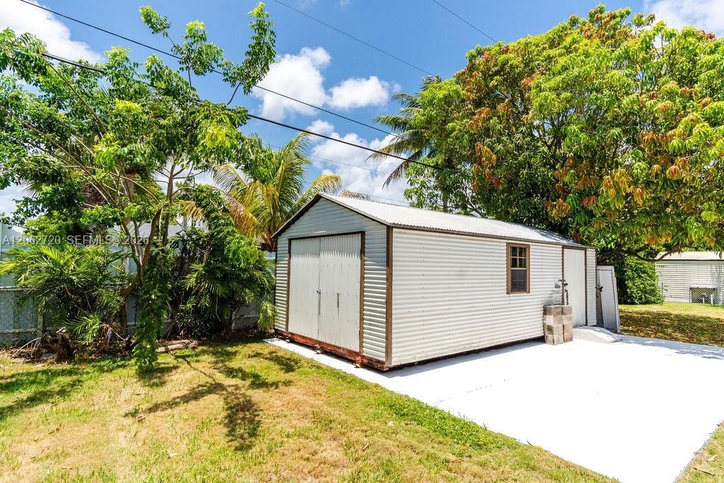 19390 Whispering Pines Rd , Cutler Bay, FL 33157 Photo