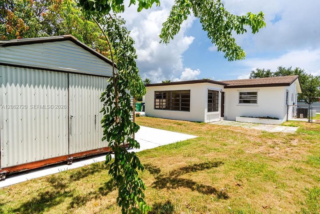 19390 Whispering Pines Rd , Cutler Bay, FL 33157 Photo