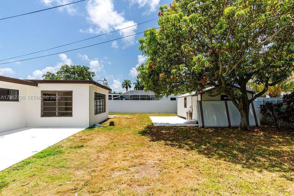 19390 Whispering Pines Rd , Cutler Bay, FL 33157 Photo