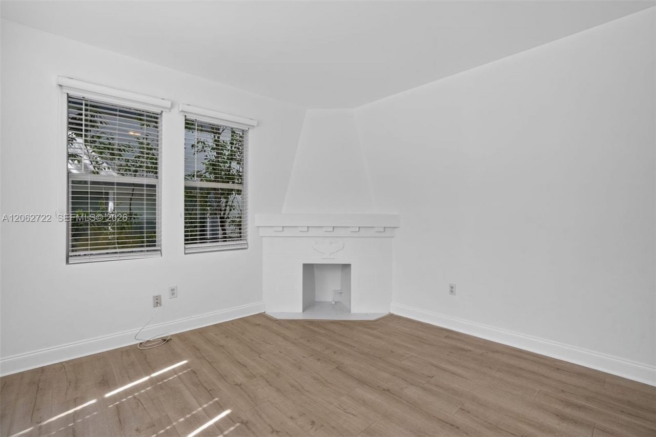 1027 Euclid Ave, Unit 2, Miami Beach, FL 33139 Photo