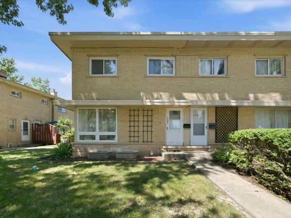 1220 N Wheeling Road, Mount Prospect, IL 60056