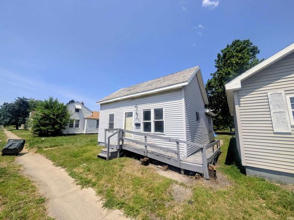 1323 W Sample Street, South Bend, IN 46619