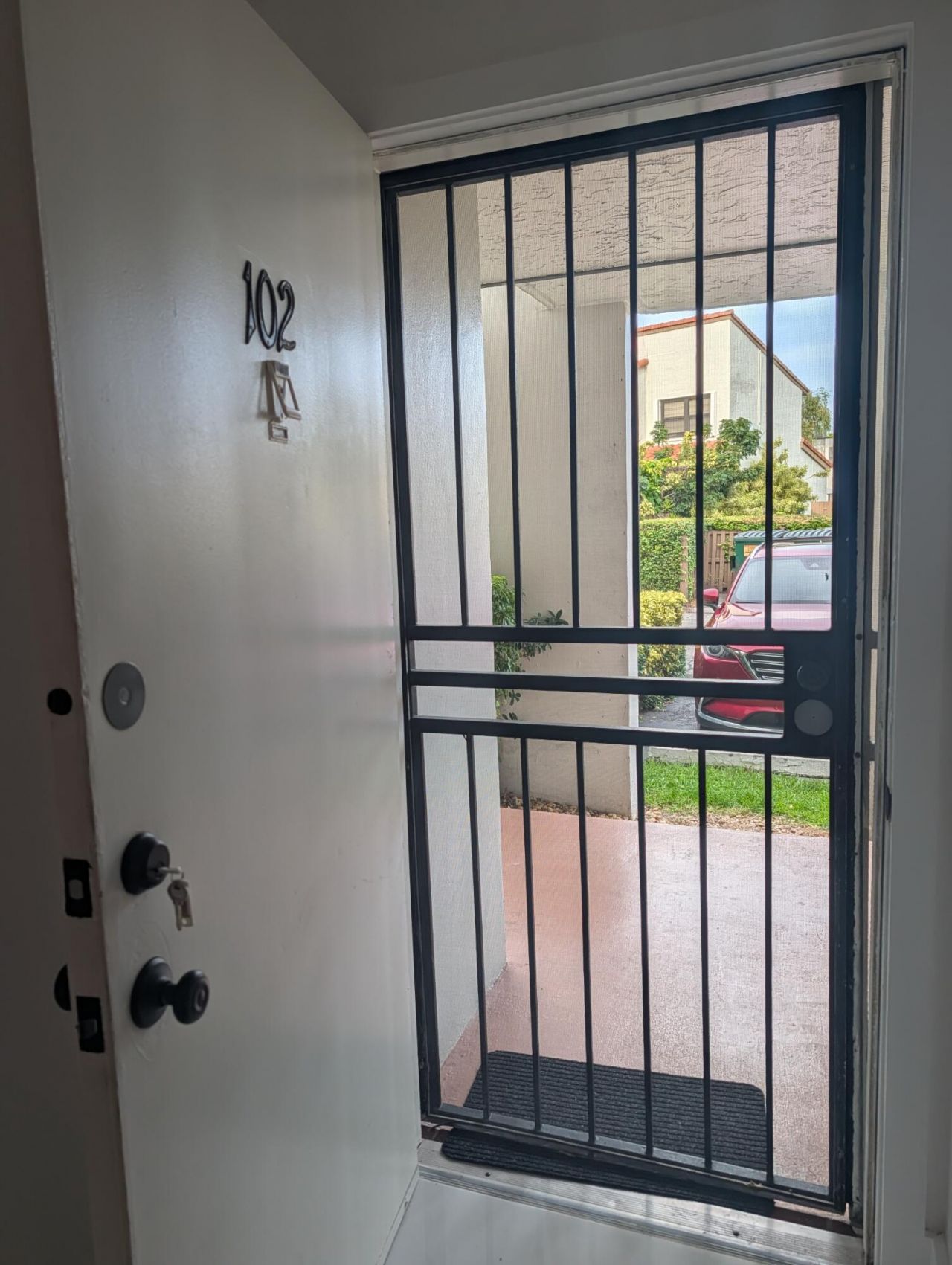 10317 NW 9th St Circle, Unit 102-9, Miami, FL 33172 Photo