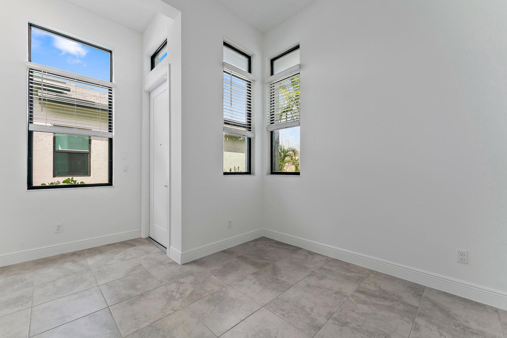 9333 SW Pepoli Way, Port Saint Lucie, FL 34987 Photo