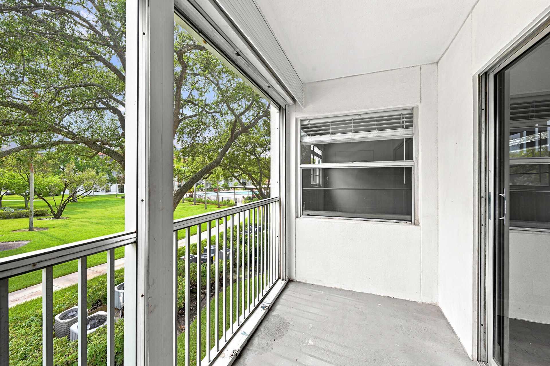 1400 SW 124th Terrace, Unit 202Q, Pembroke Pines, FL 33027 Photo