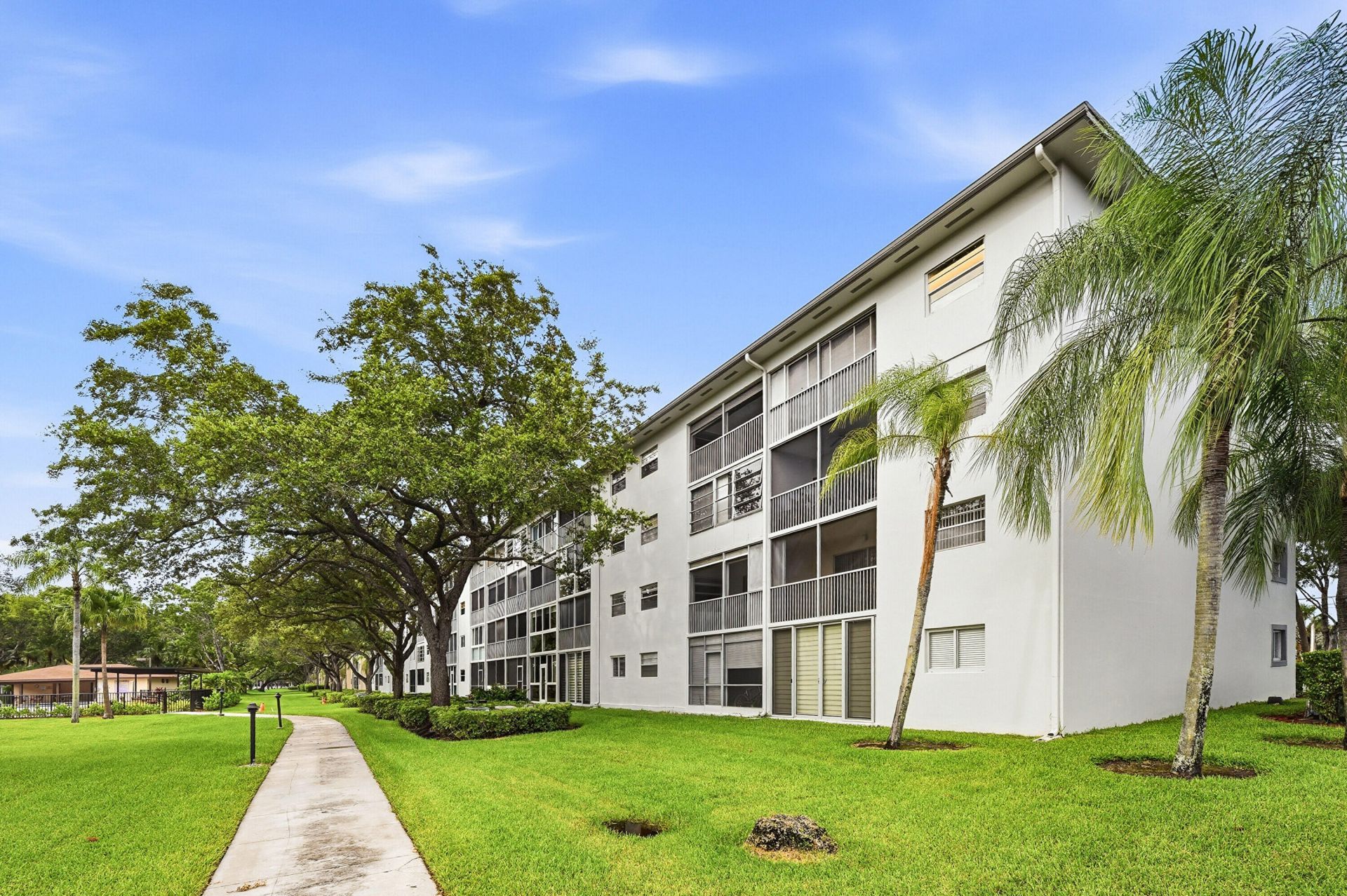 1400 SW 124th Terrace, Unit 202Q, Pembroke Pines, FL 33027 Photo