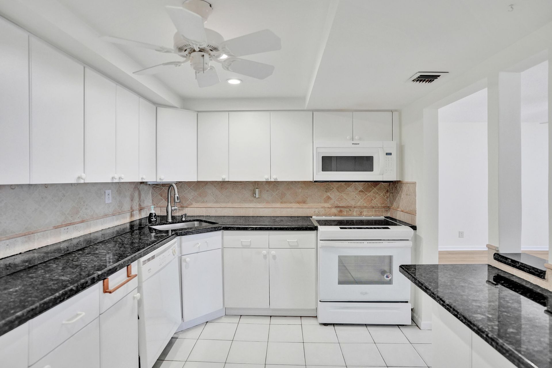 1400 S Ocean Drive, Unit 1002, Hollywood, FL 33019 Photo