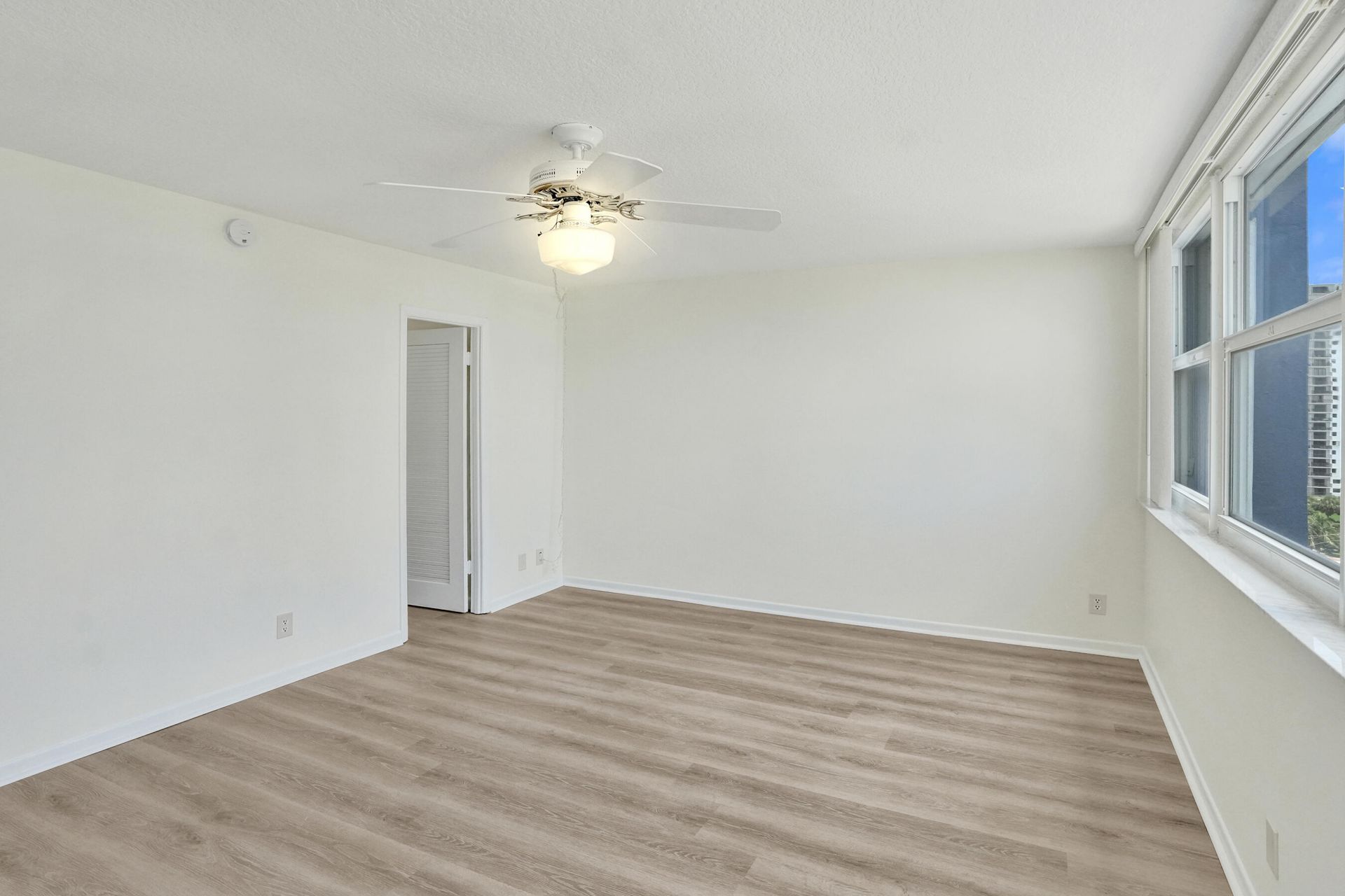 1400 S Ocean Drive, Unit 1002, Hollywood, FL 33019 Photo