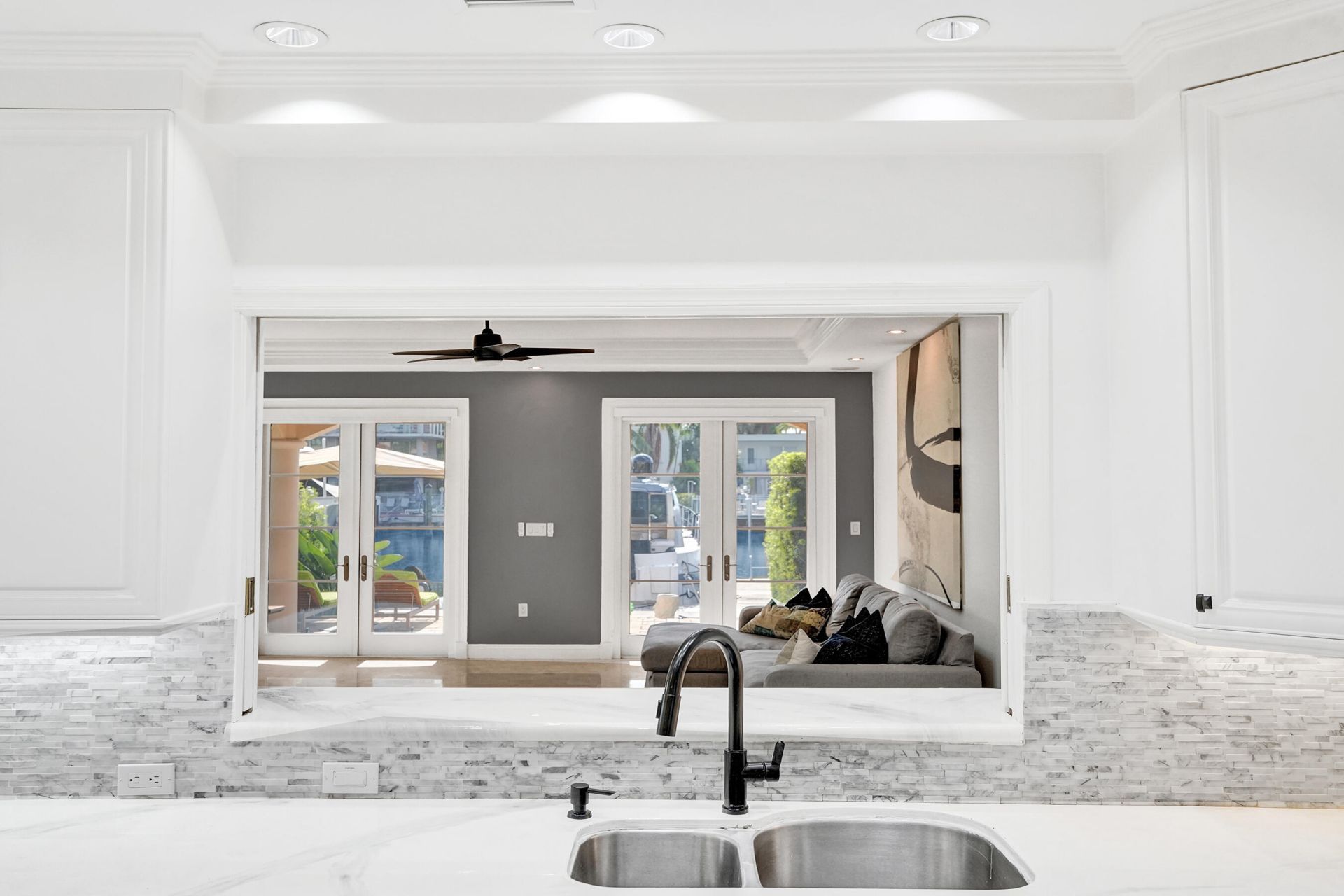 210 Hendricks Isle, Fort Lauderdale, FL 33301 Photo