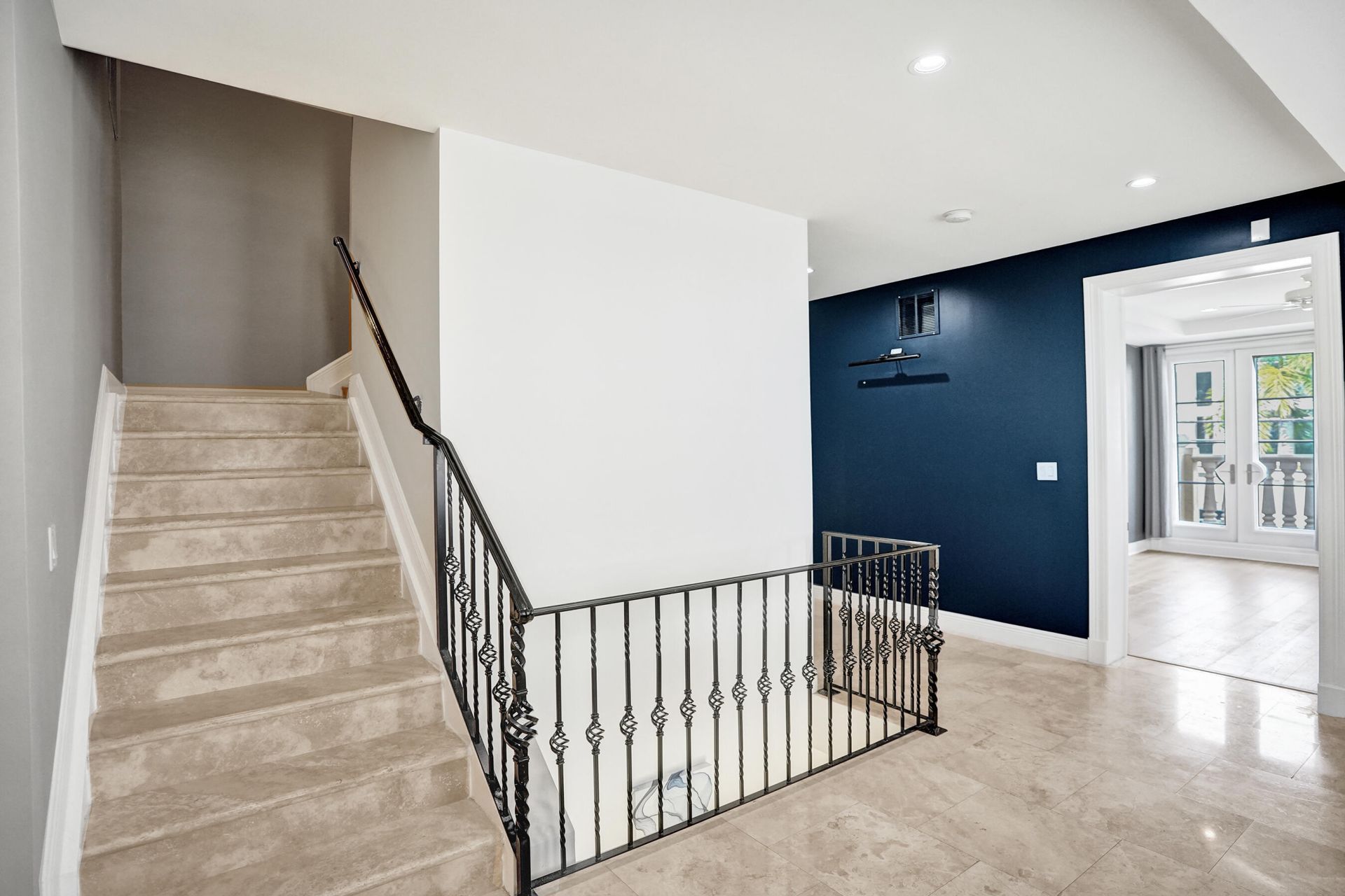 210 Hendricks Isle, Fort Lauderdale, FL 33301 Photo