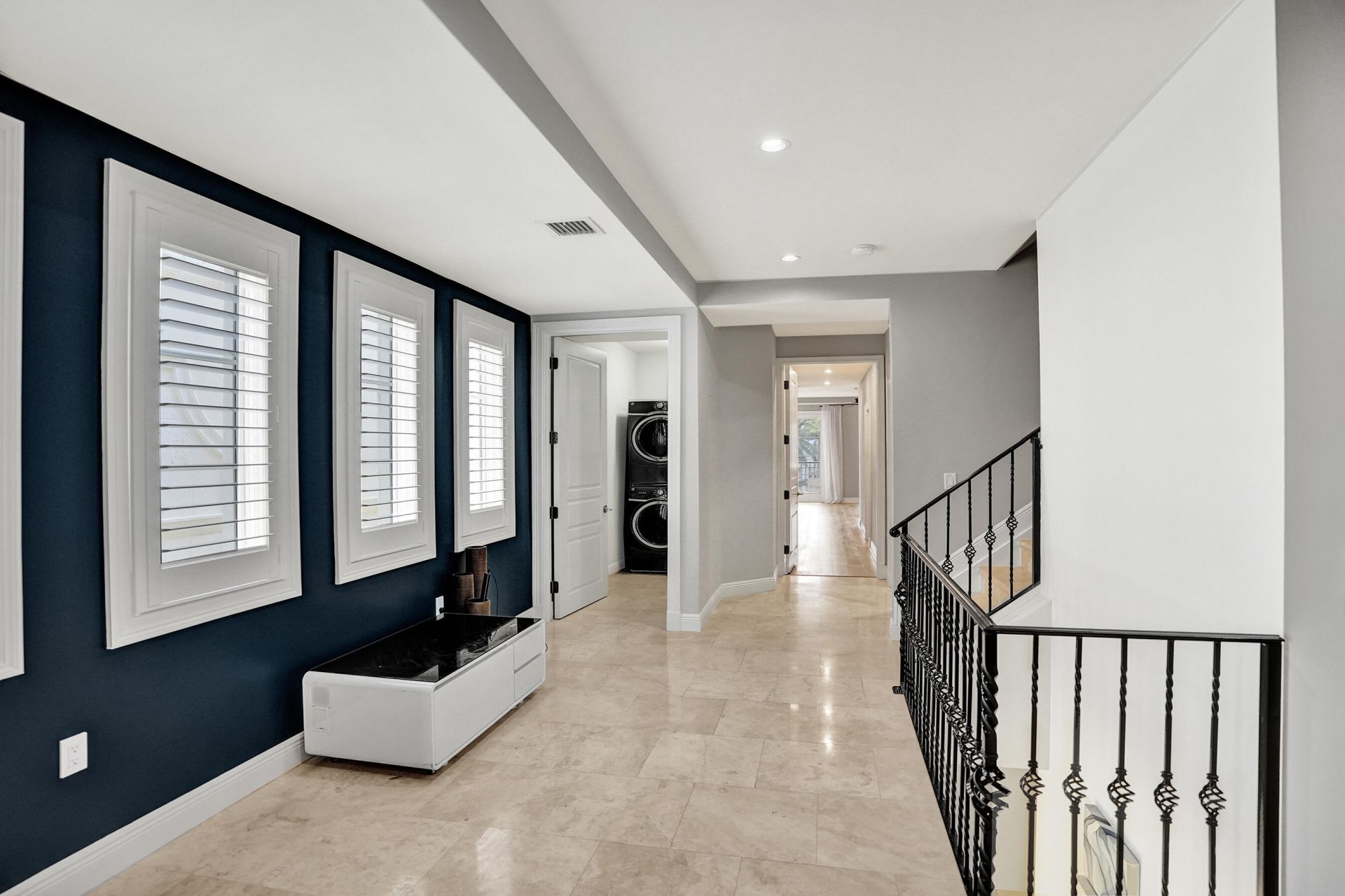 210 Hendricks Isle, Fort Lauderdale, FL 33301 Photo