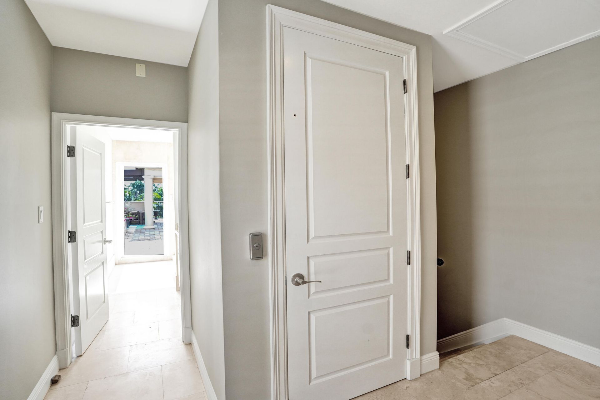 210 Hendricks Isle, Fort Lauderdale, FL 33301 Photo