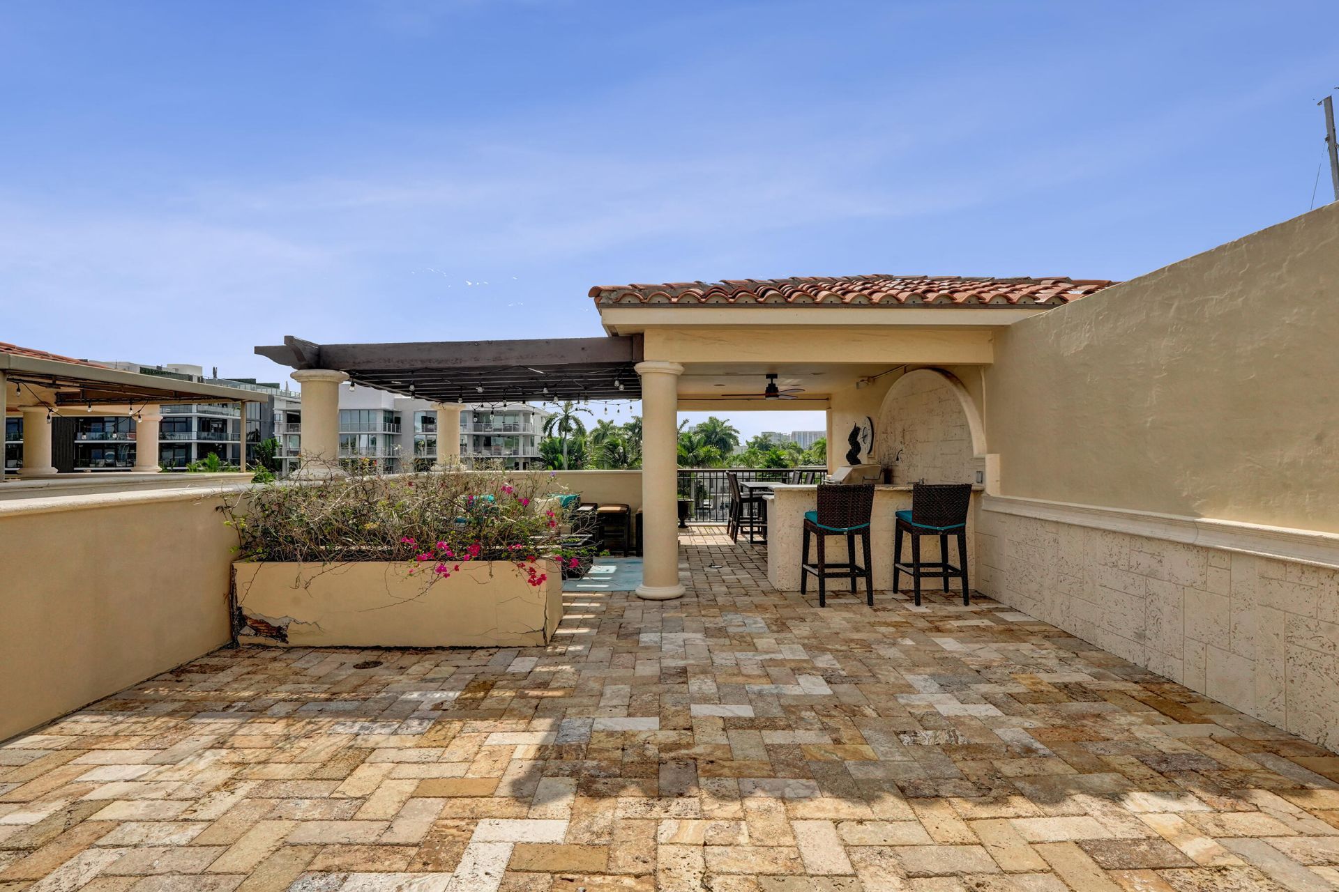 210 Hendricks Isle, Fort Lauderdale, FL 33301 Photo