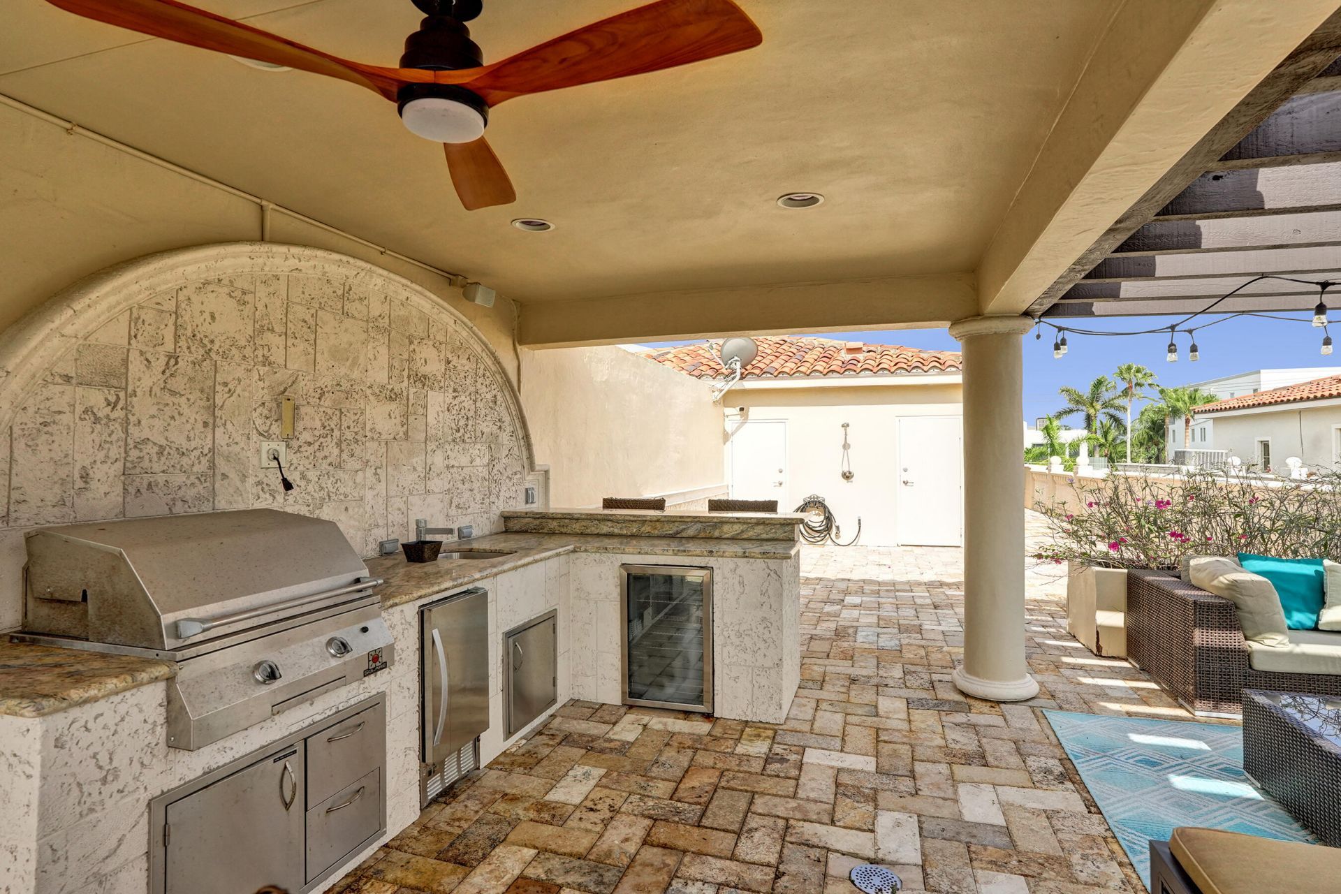 210 Hendricks Isle, Fort Lauderdale, FL 33301 Photo