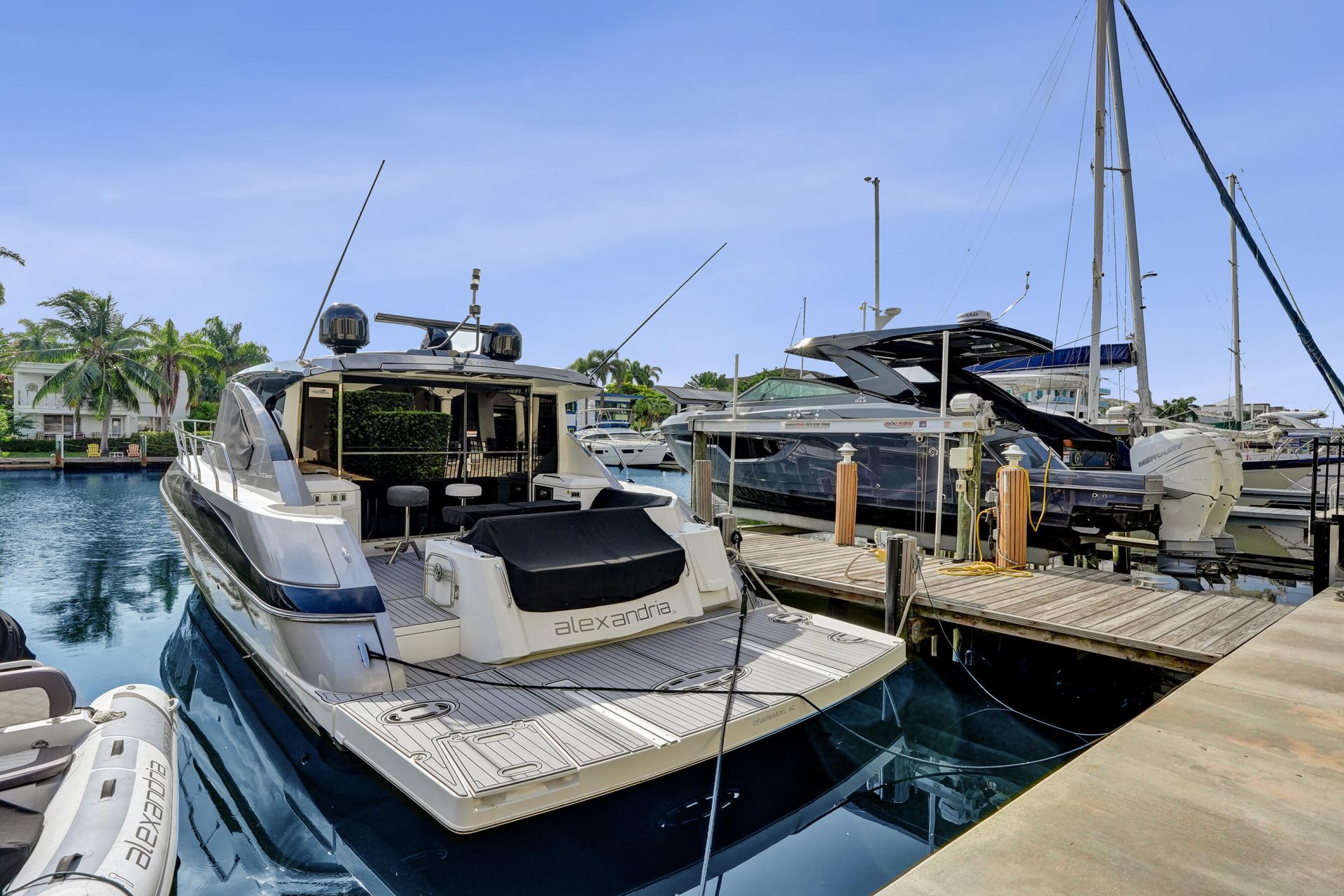 210 Hendricks Isle, Fort Lauderdale, FL 33301 Photo