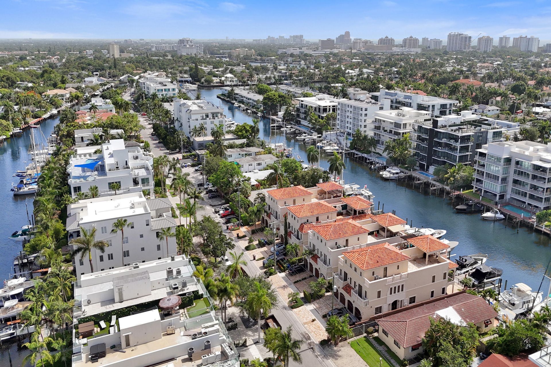 210 Hendricks Isle, Fort Lauderdale, FL 33301 Photo