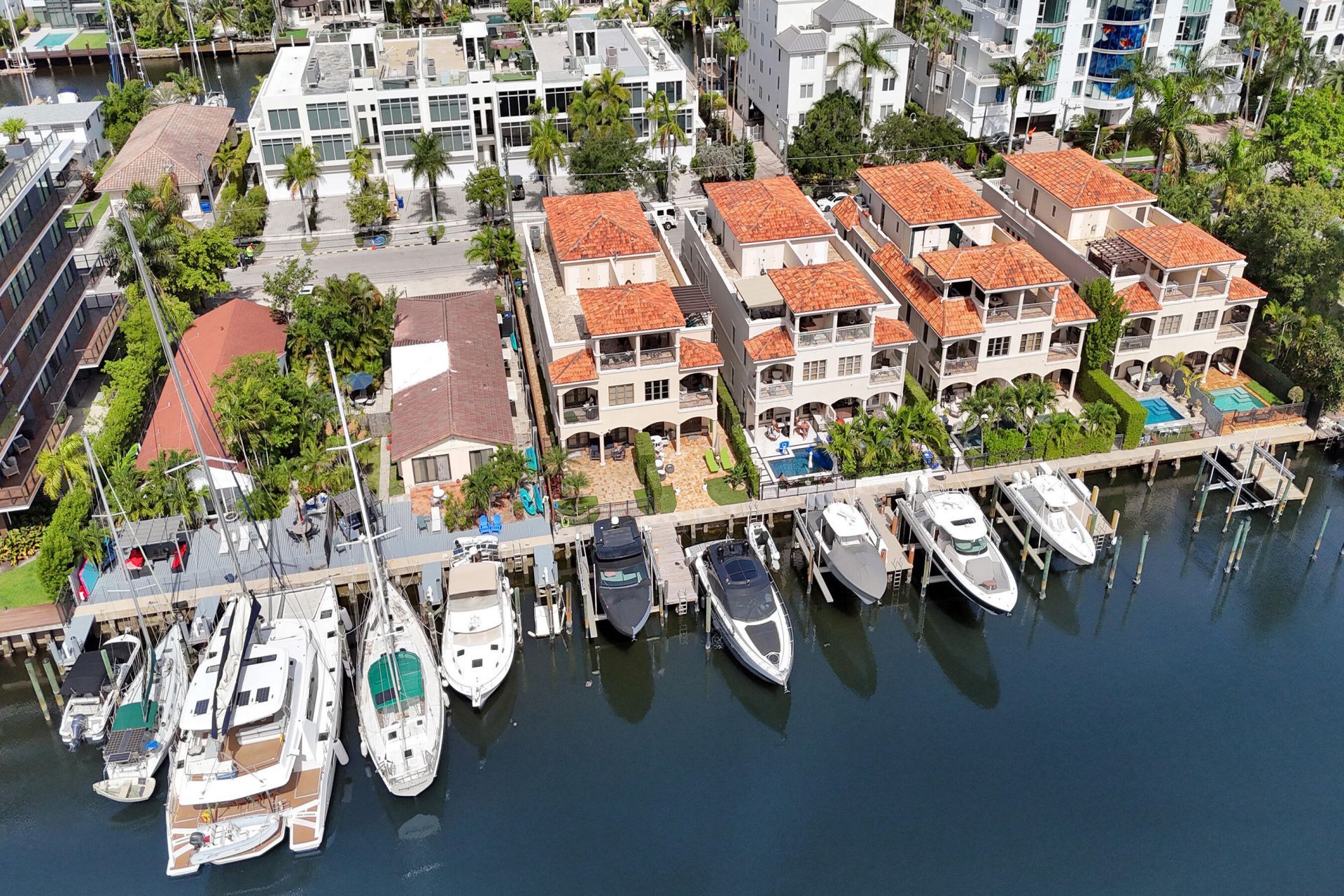 210 Hendricks Isle, Fort Lauderdale, FL 33301 Photo