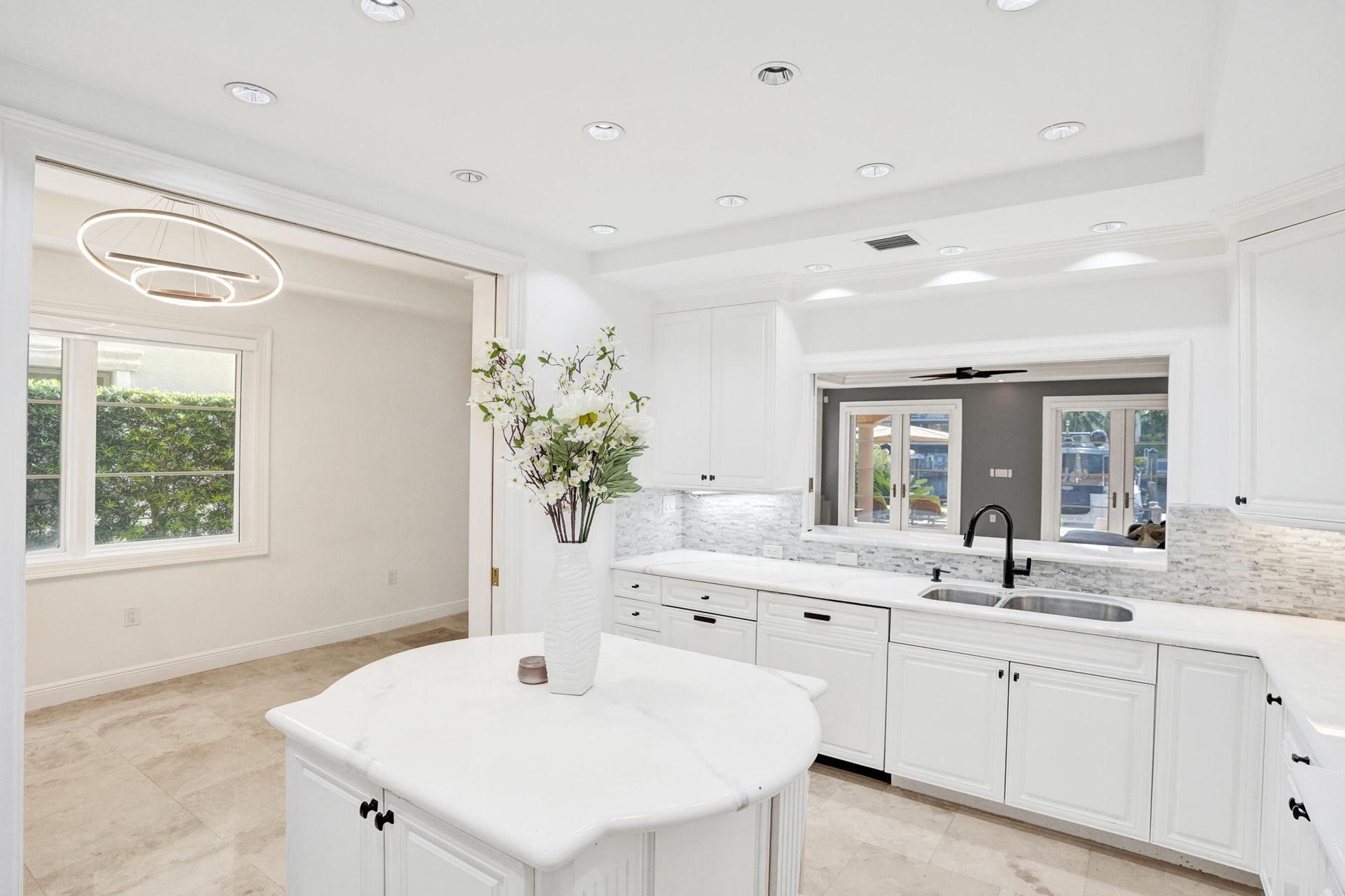 210 Hendricks Isle, Fort Lauderdale, FL 33301 Photo
