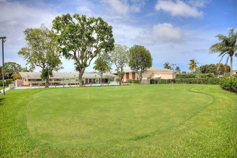 2811 S Garden Drive S, Unit 308, Palm Springs, FL 33461 Photo