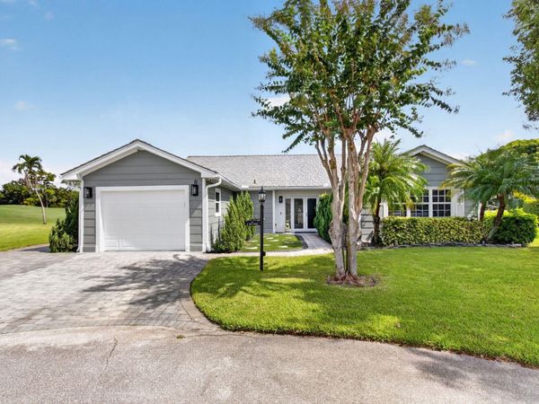 11 HOLLY, Boynton Beach, FL 33436