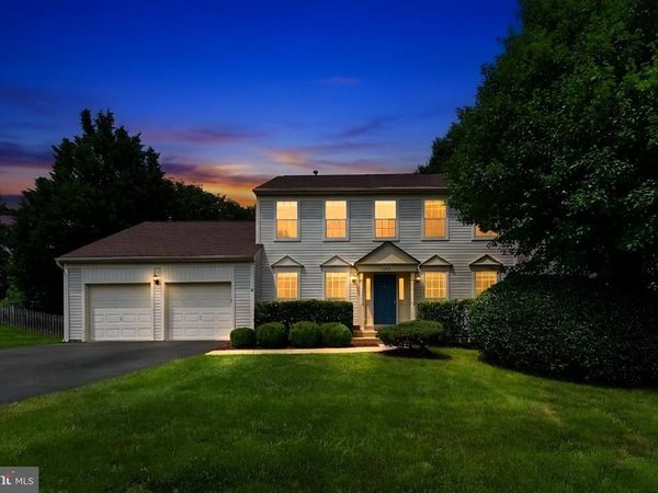 1588 KINGSTREAM CIRCLE, HERNDON, VA 20170