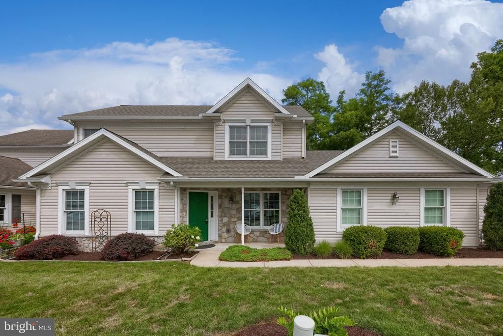 24 HEMLOCK DRIVE, MARIETTA, PA 17547