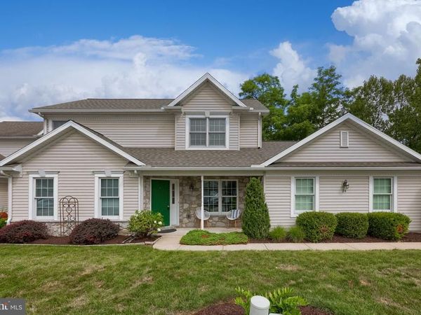 24 HEMLOCK DRIVE, MARIETTA, PA 17547