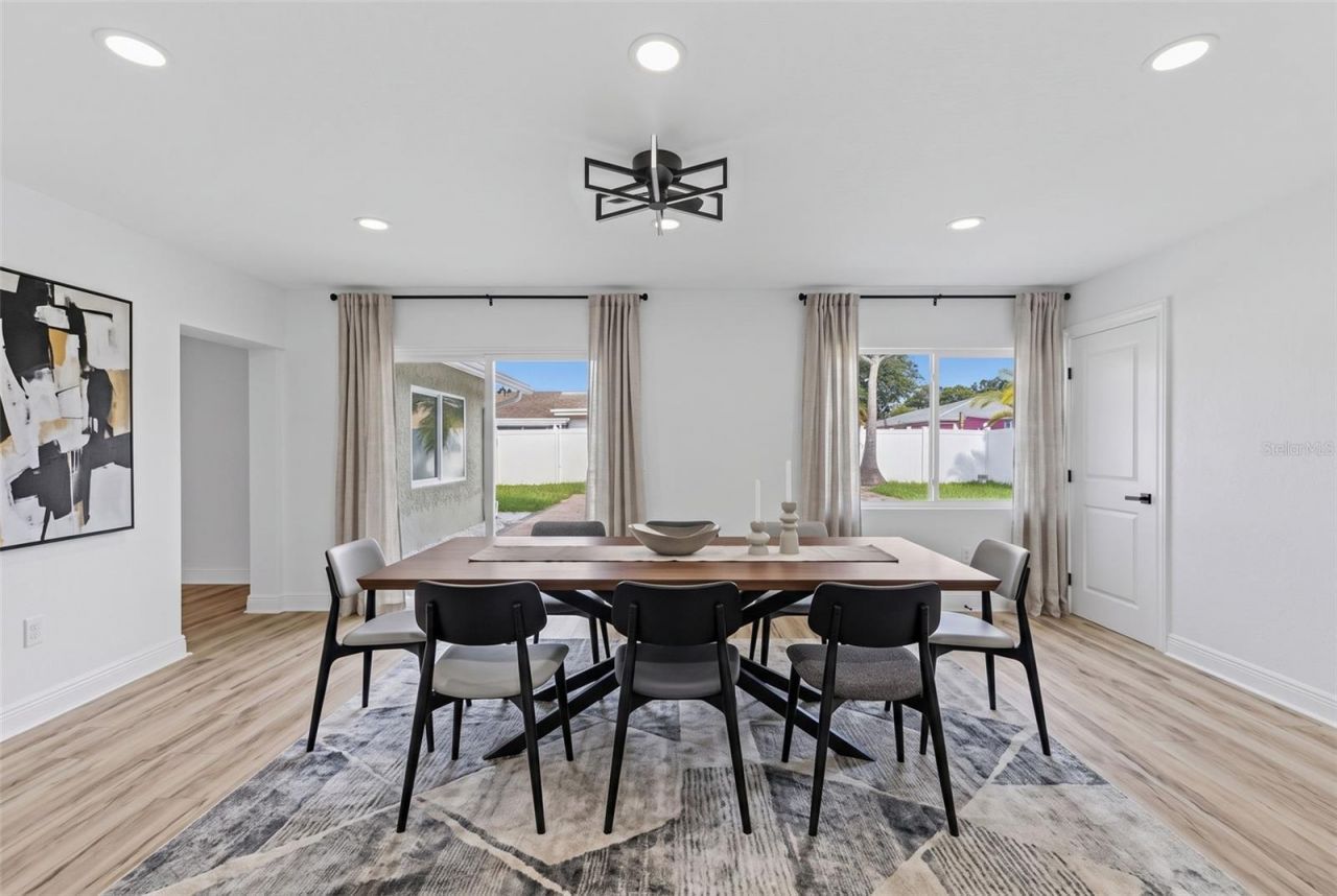 9354 119th Way, Seminole, FL 33772 Photo
