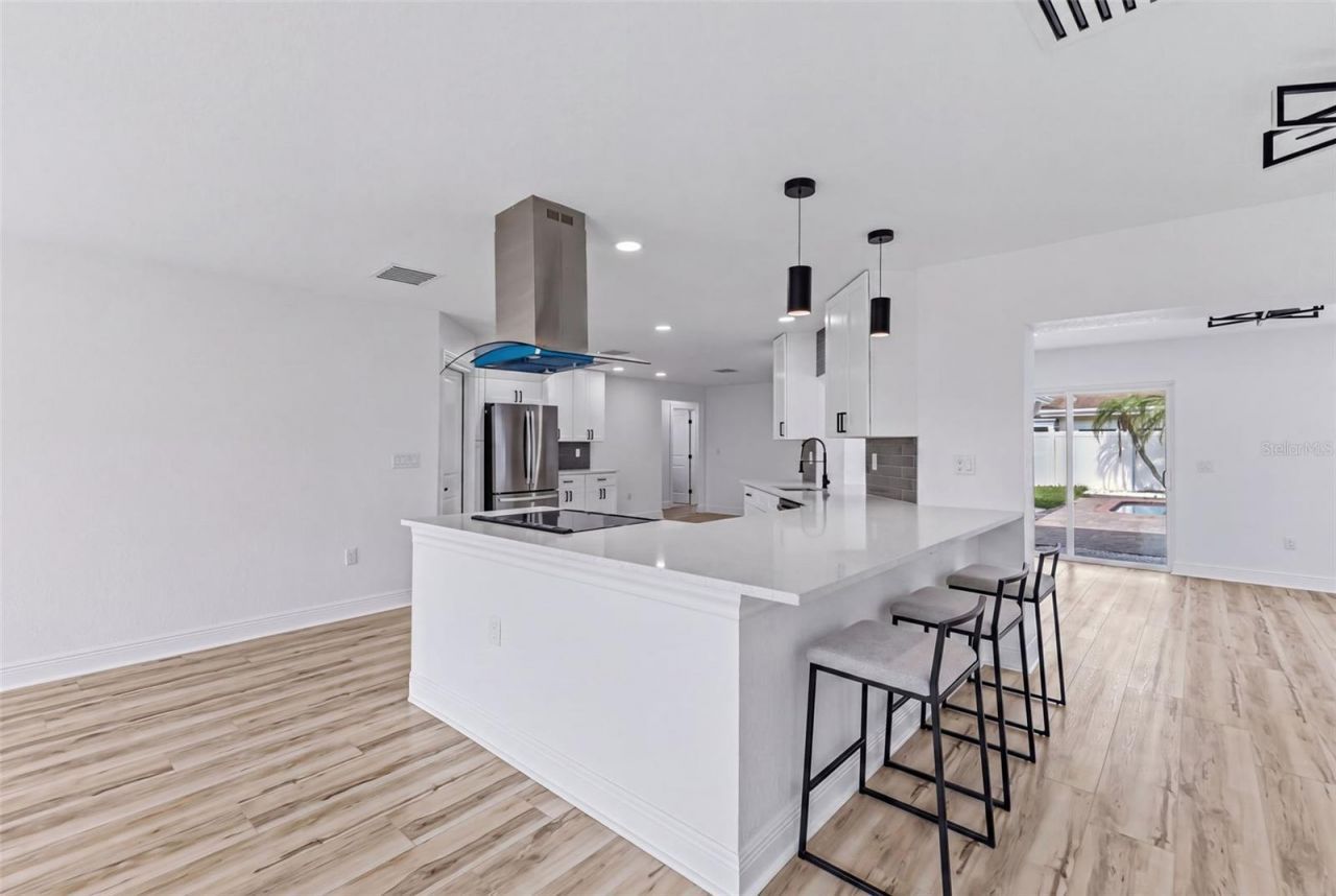 9354 119th Way, Seminole, FL 33772 Photo